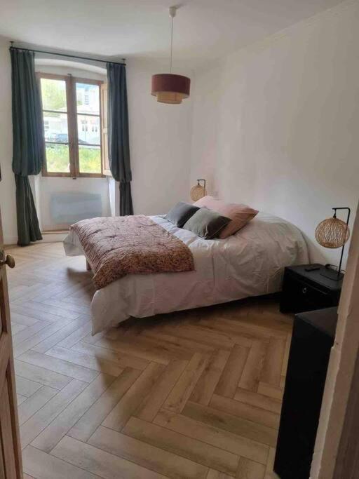 Appartement Au Coeur De La Ville Corte  Exterior foto